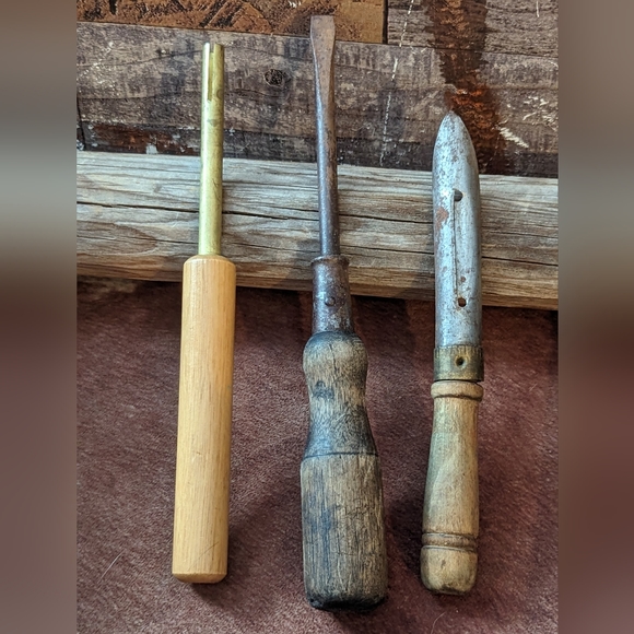 Antique Bundle of Wooden Handled Tools - Picture 8 of 8